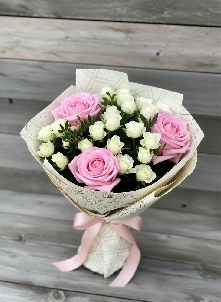Букет цветов из: Розы в Журавне