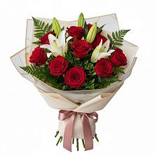 Букет цветов из:  Лилии и Розы в Журавне