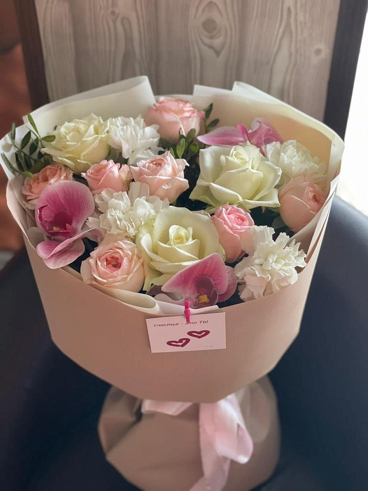 Букет цветов из: Орхидеи, Розы и Гвоздики в Журавне