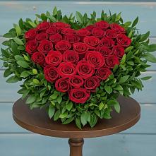 Цветочная композиция из Розы в виде сердца в Журавне