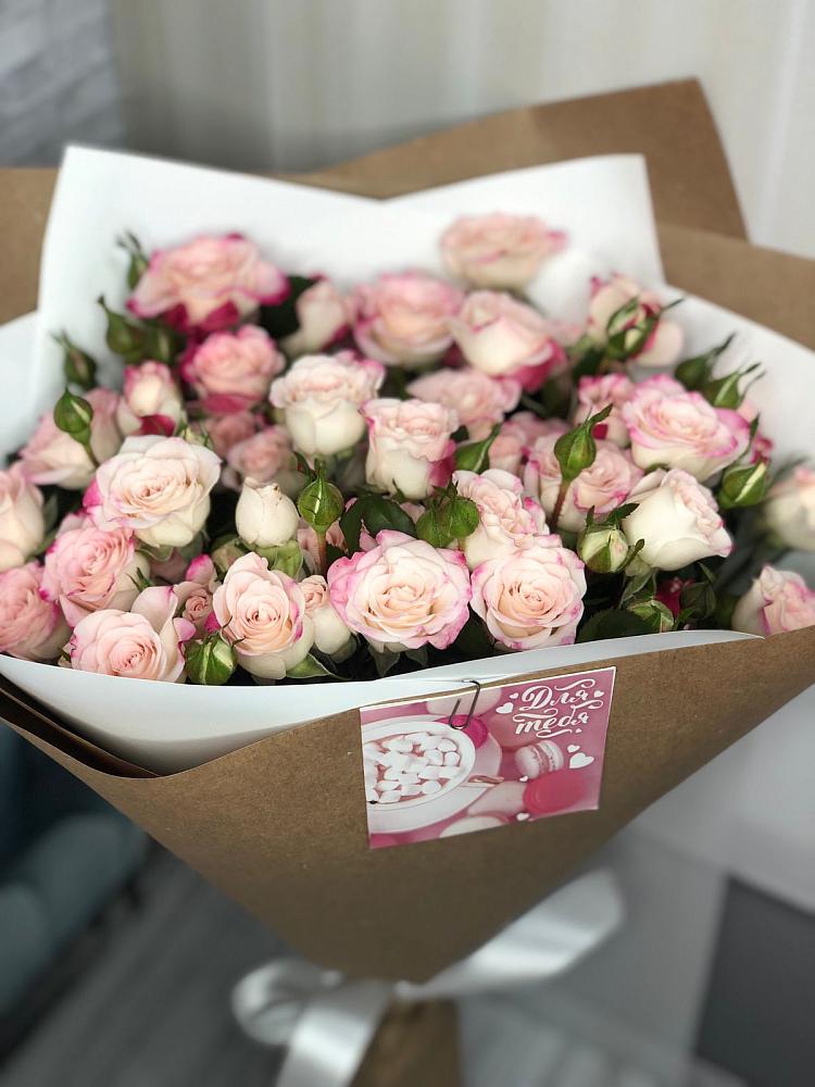 Букет цветов из: Розы в Журавне