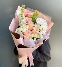 Букет цветов из:  Хризантемы и Розы в Журавне