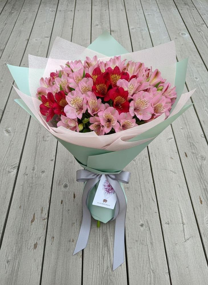 Букет цветов из: Альстромерии в Журавне