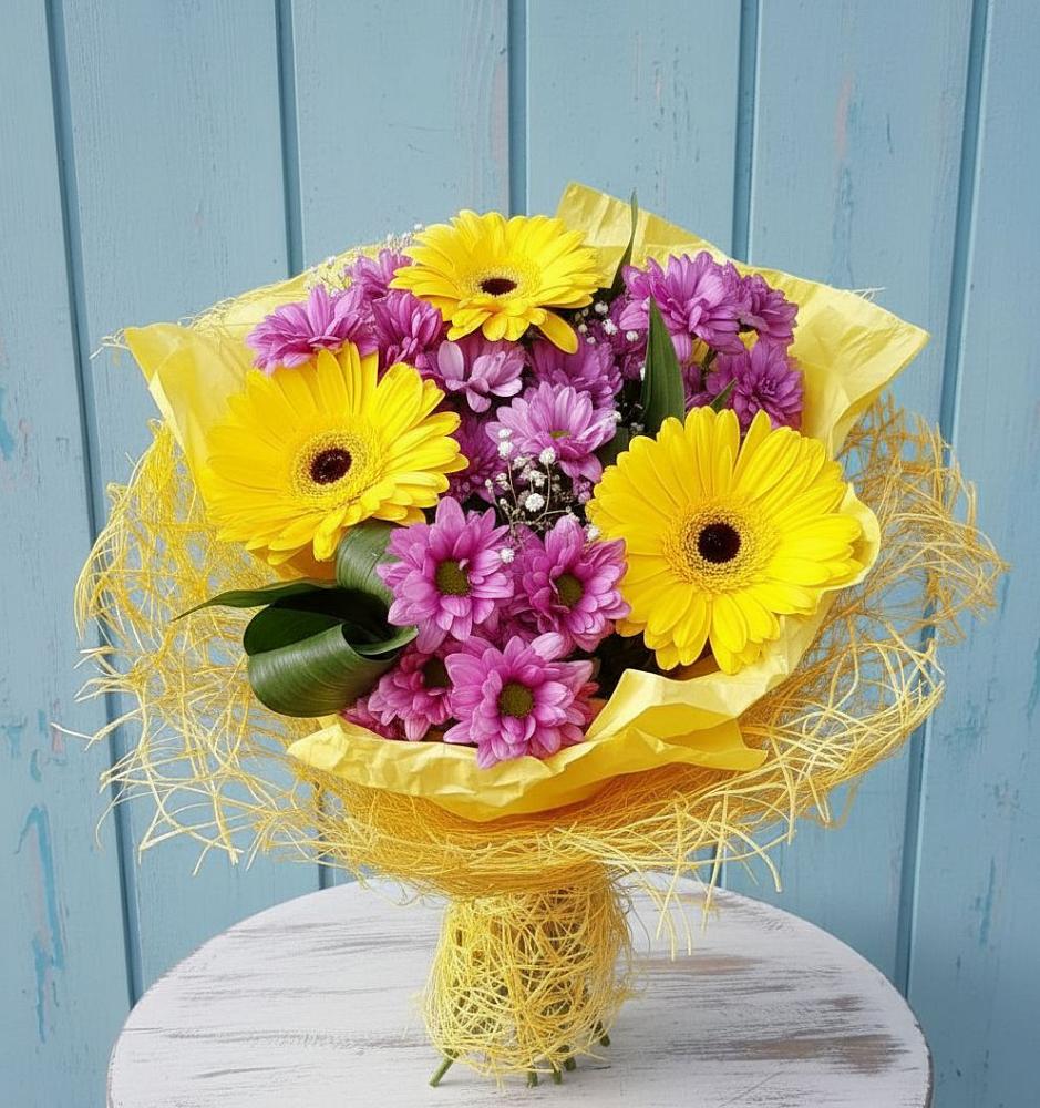 Букет цветов из: Хризантемы и Герберы в Журавне