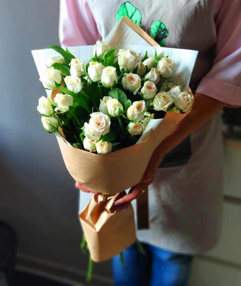 Букет цветов из: Розы в Журавне