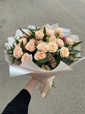 Букет Кремовые розы Латте в Журавне