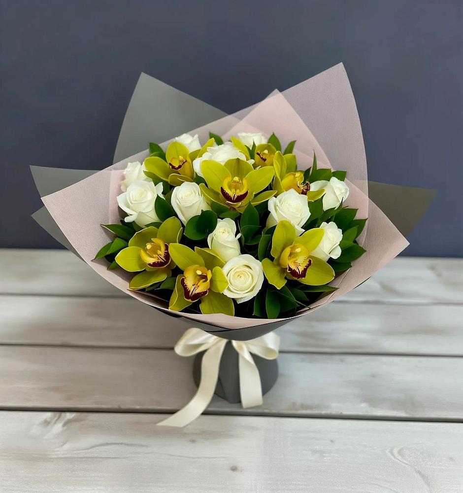 Букет цветов из: Орхидеи и Розы в Журавне