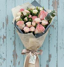 Букет цветов из:  Розы в Журавне