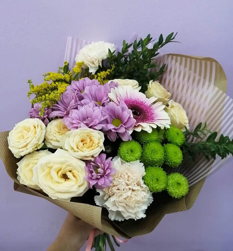 Букет цветов из: Хризантемы, Розы, Гвоздики и Герберы в Журавне