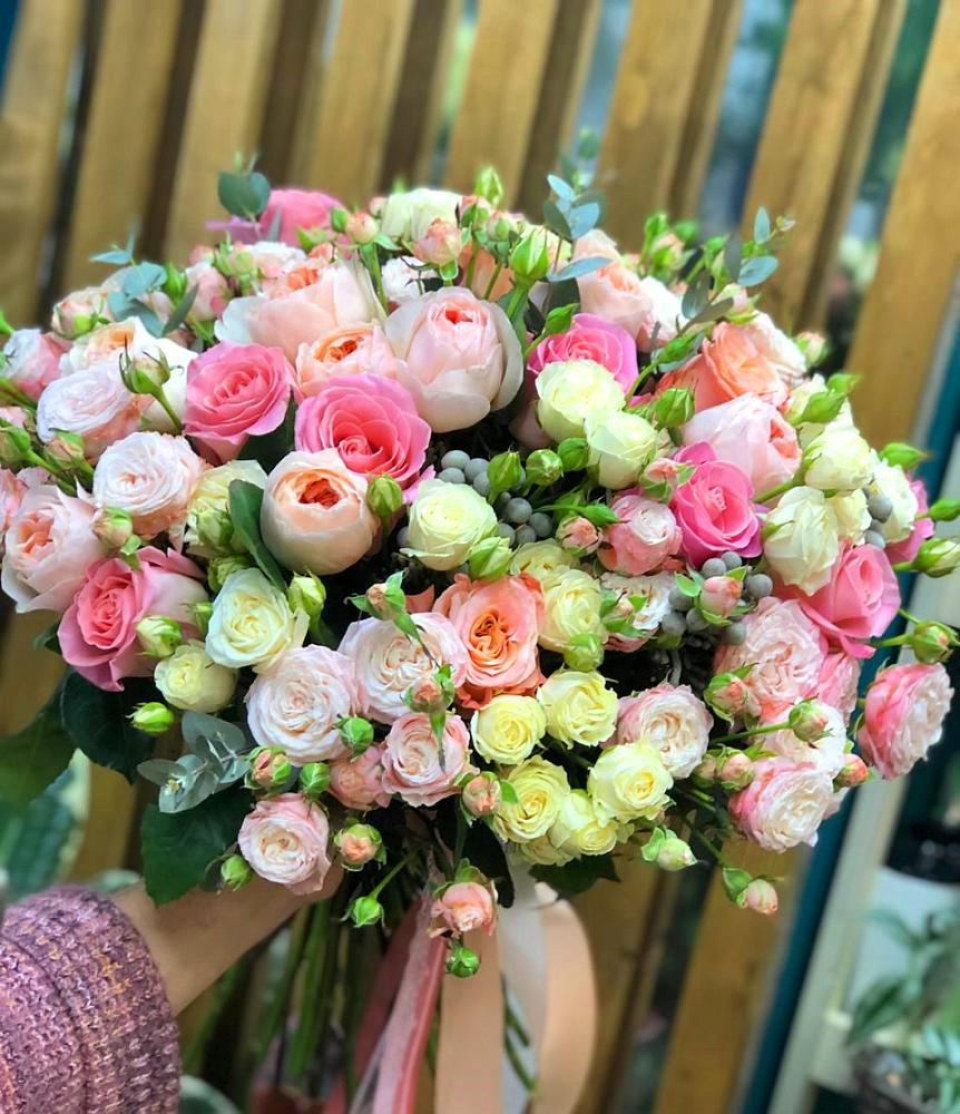 Букет цветов из: Розы в Журавне