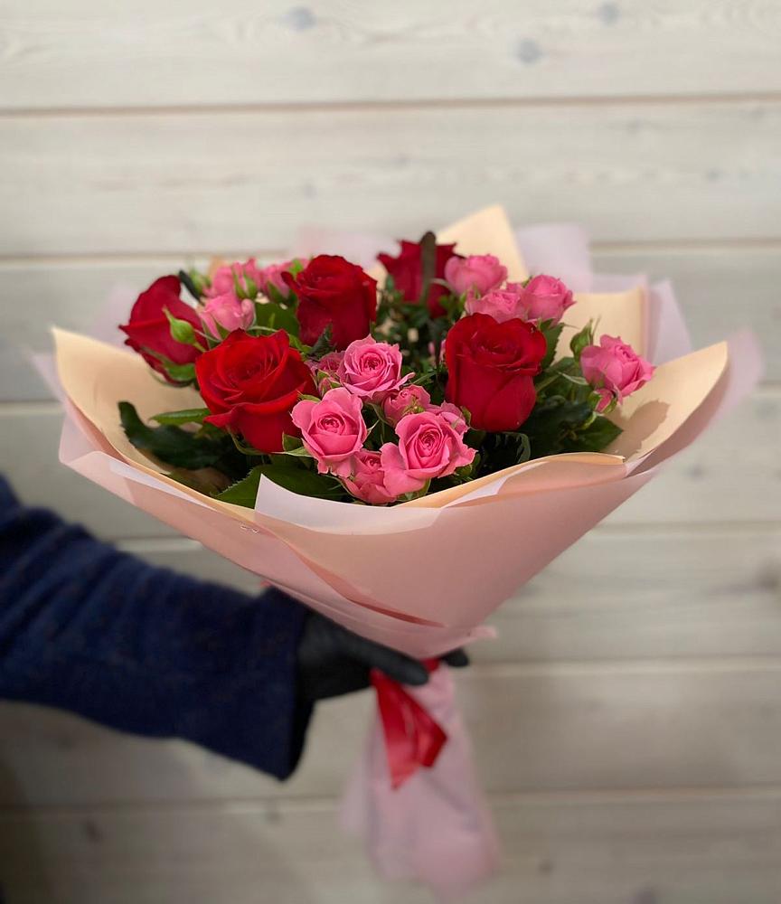 Букет цветов из: Розы в Журавне
