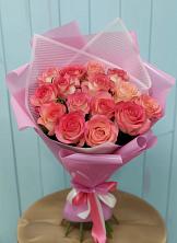 Букет 15 Розовых роз Равель в Журавне