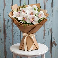 Букет цветов из:  Орхидеи и Розы #REPLACE_PRED# Журавне