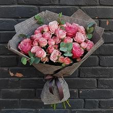 Букет цветов из:  Розы в Журавне